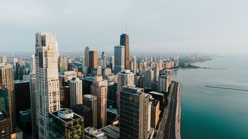 Hiring in Illinois: Minimum Wage and Employment Guide