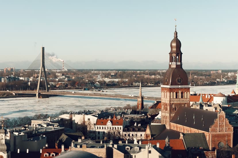 Hiring in Latvia: Minimum Wage and Employment Guide