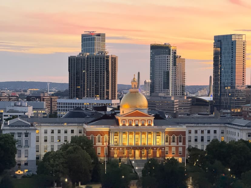 Hiring in Massachusetts: Minimum Wage and Employment Guide
