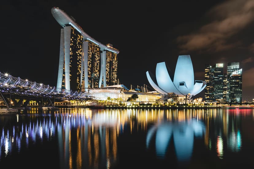Hiring in Singapore: Minimum Wage and Employment Guide