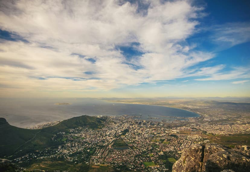 Hiring in South Africa: Minimum Wage and Employment Guide